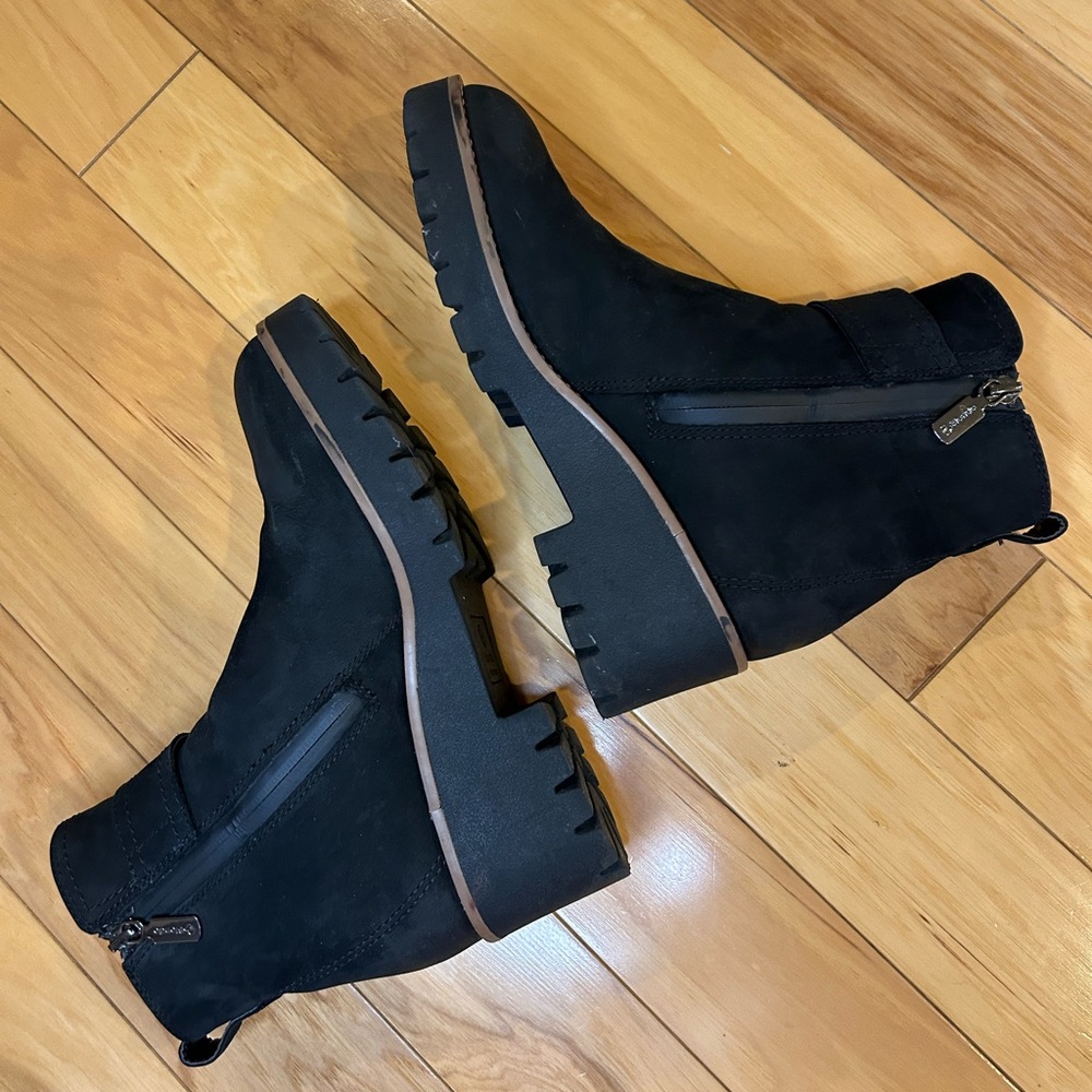 Blondo Waterproof Nubuck Leather Black Ankle Boots with Silver Buckle for Women - Picture 11 of 15